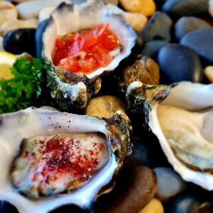 Tarkine Oysters - Let Coastline Tours take you on a culinary tour of nortwest tasmania's best local produce